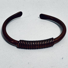 Load image into Gallery viewer, Vintage Copper Cuff Bracelet Large 2.5 i Metal Wrap Detail Adjustable