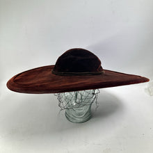 Load image into Gallery viewer, Vtg Garolner Velvet Hat Women 22 Brown Short Rear Wide Side Front Brim Netting