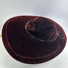 Load image into Gallery viewer, Vtg Garolner Velvet Hat Women 22 Brown Short Rear Wide Side Front Brim Netting