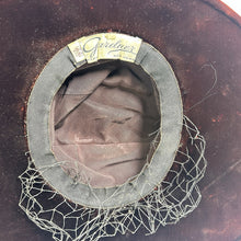 Load image into Gallery viewer, Vtg Garolner Velvet Hat Women 22 Brown Short Rear Wide Side Front Brim Netting