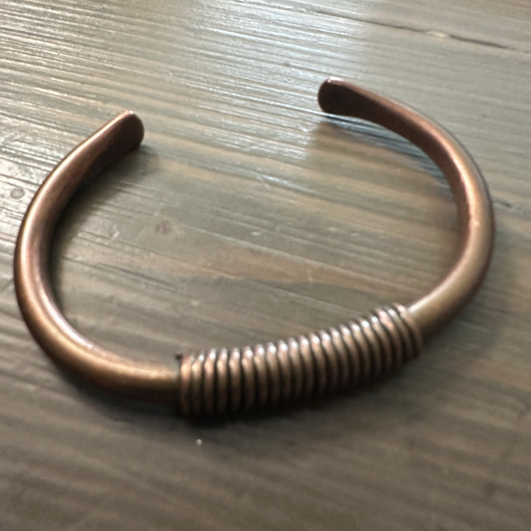 Vtg Copper Cuff Bracelet Wrap Wire Detail 2.5 in Signed B Native American
